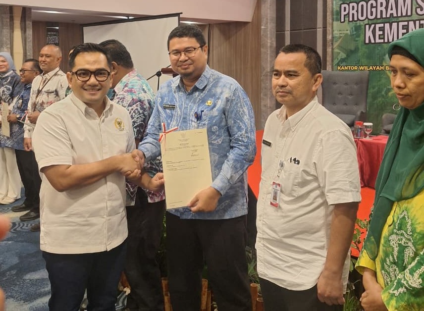 Pemprov Kalsel Kantongi 4 Sertifikat Hak Pakai Aset Daerah, Perkuat Legalitas SMKN 1 Sungai Tabuk dan Jalan di Kabupaten Banjar